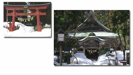 関山神社の鳥居と社殿